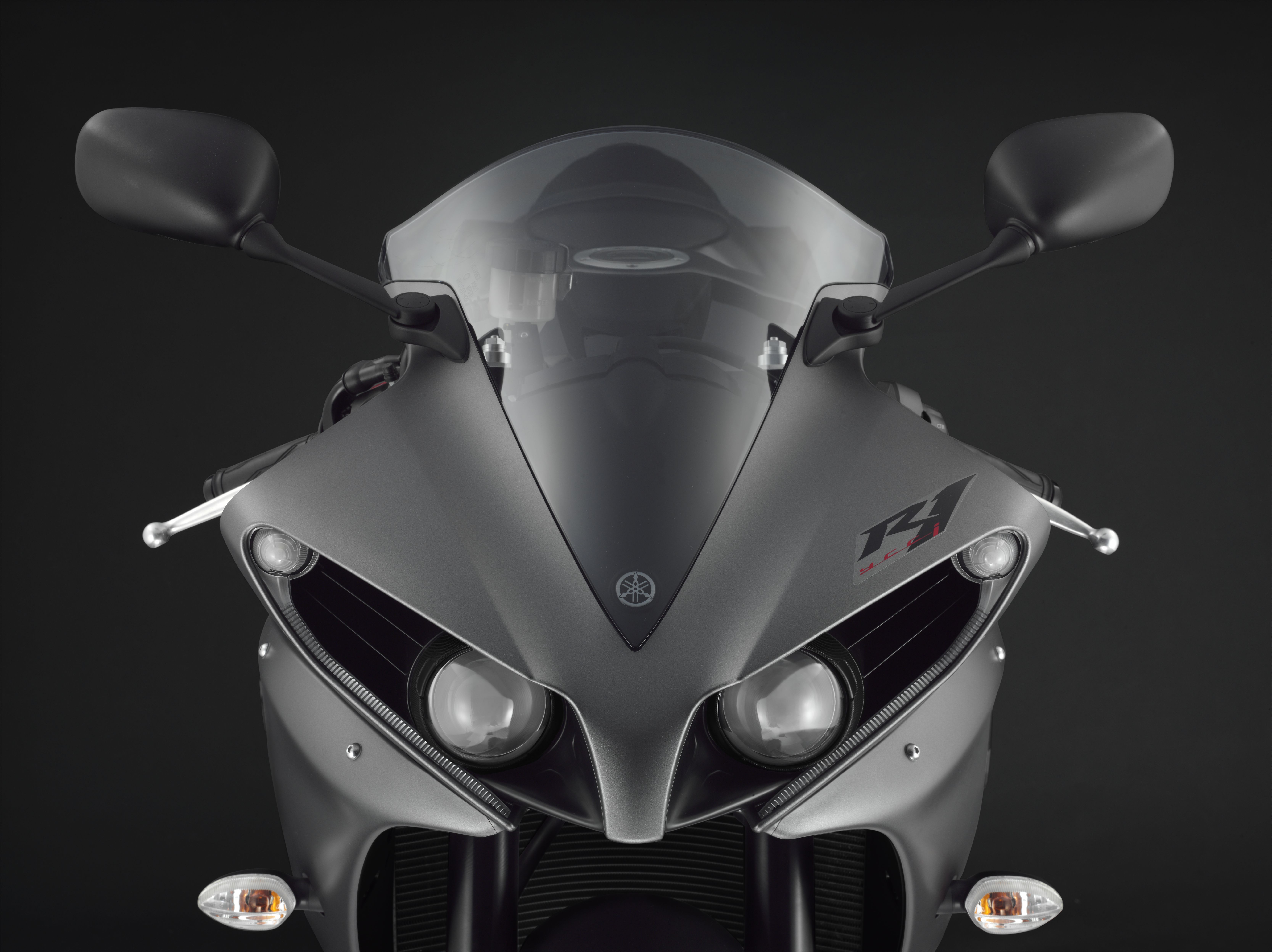 Iconic EU products - 2012 R1 - Yamaha Motor