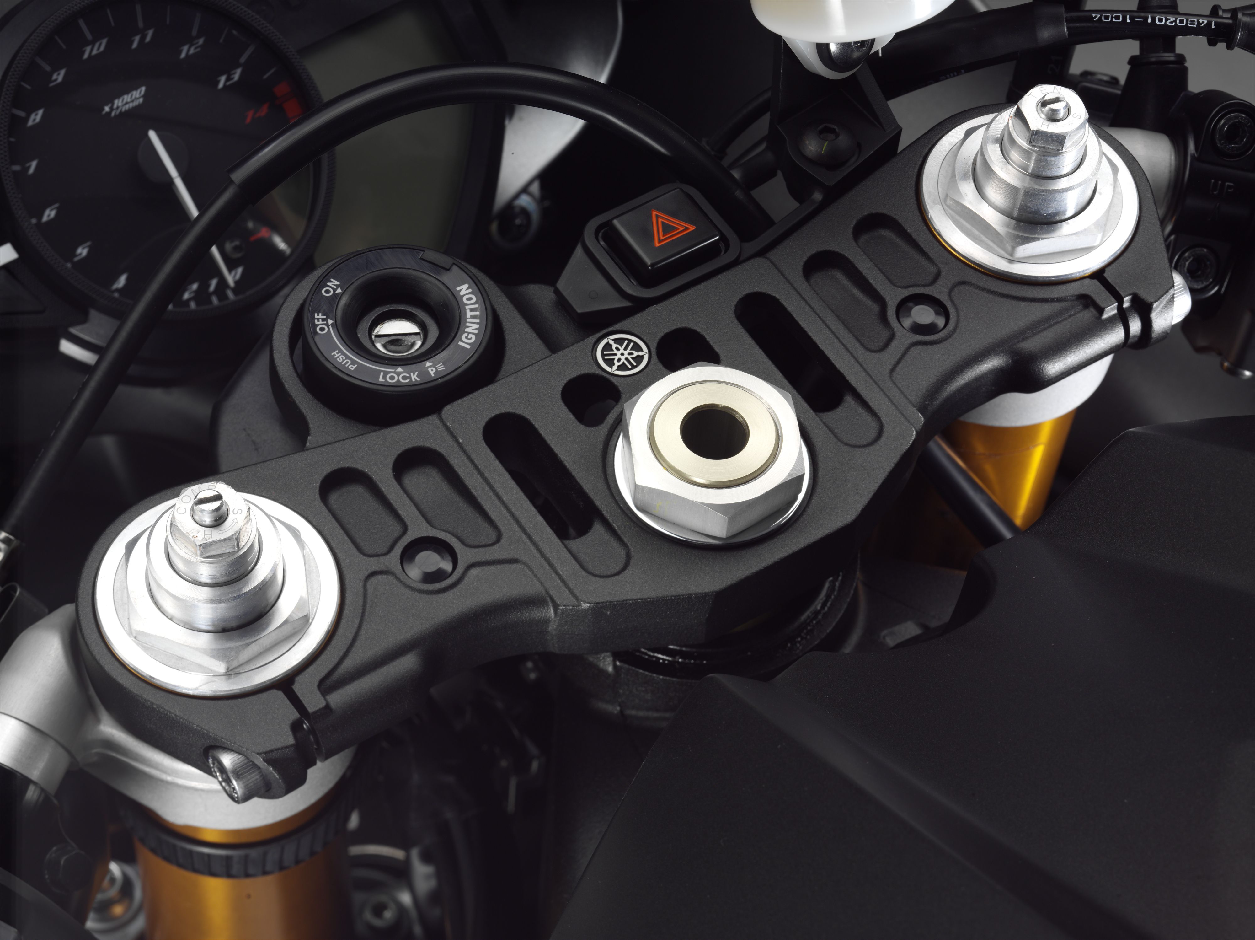 Iconic EU products - 2012 R1 - Yamaha Motor