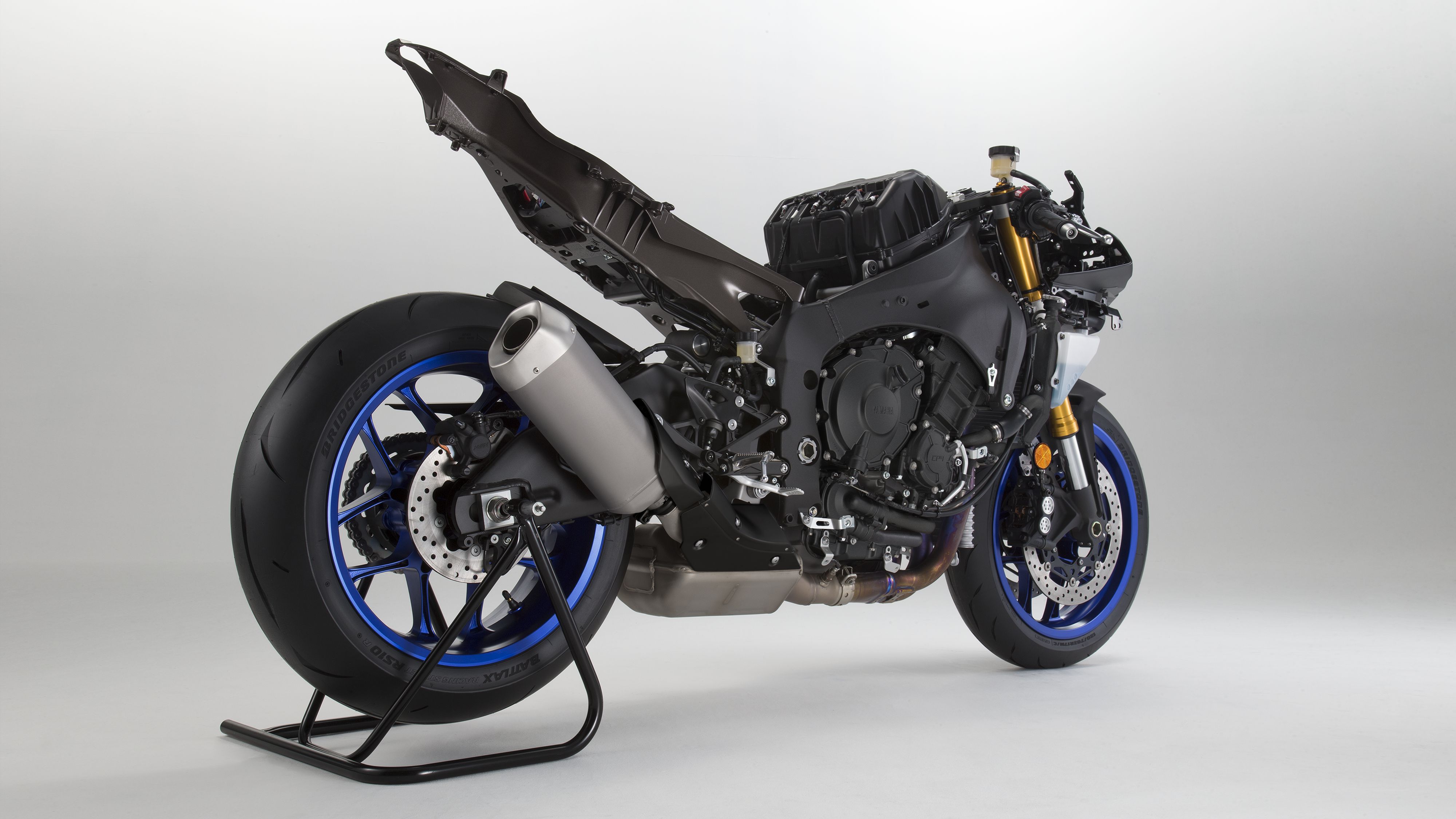 Iconic EU products - 2018 R1 - Yamaha Motor
