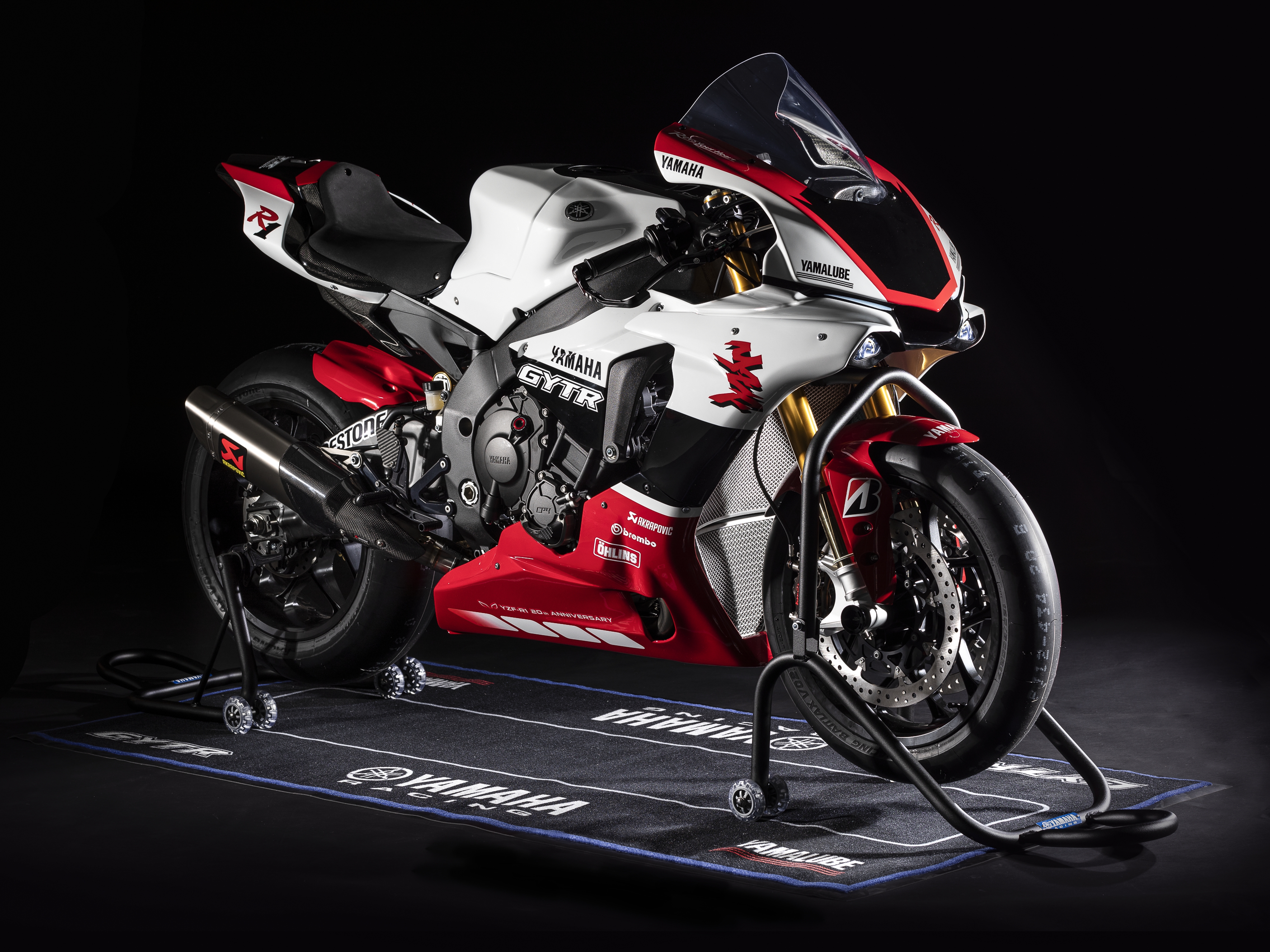 Yamaha r1 2018 price cheap