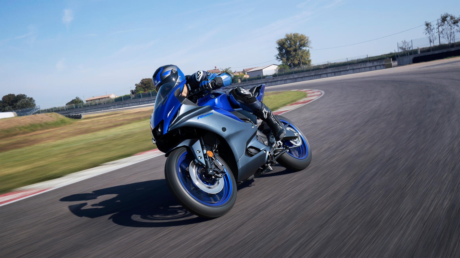 New R125: Yamaha’s Highest Specification Supersport Lightweight ...