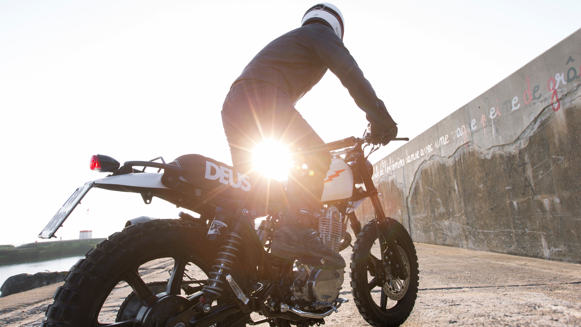 Scrambler deus top