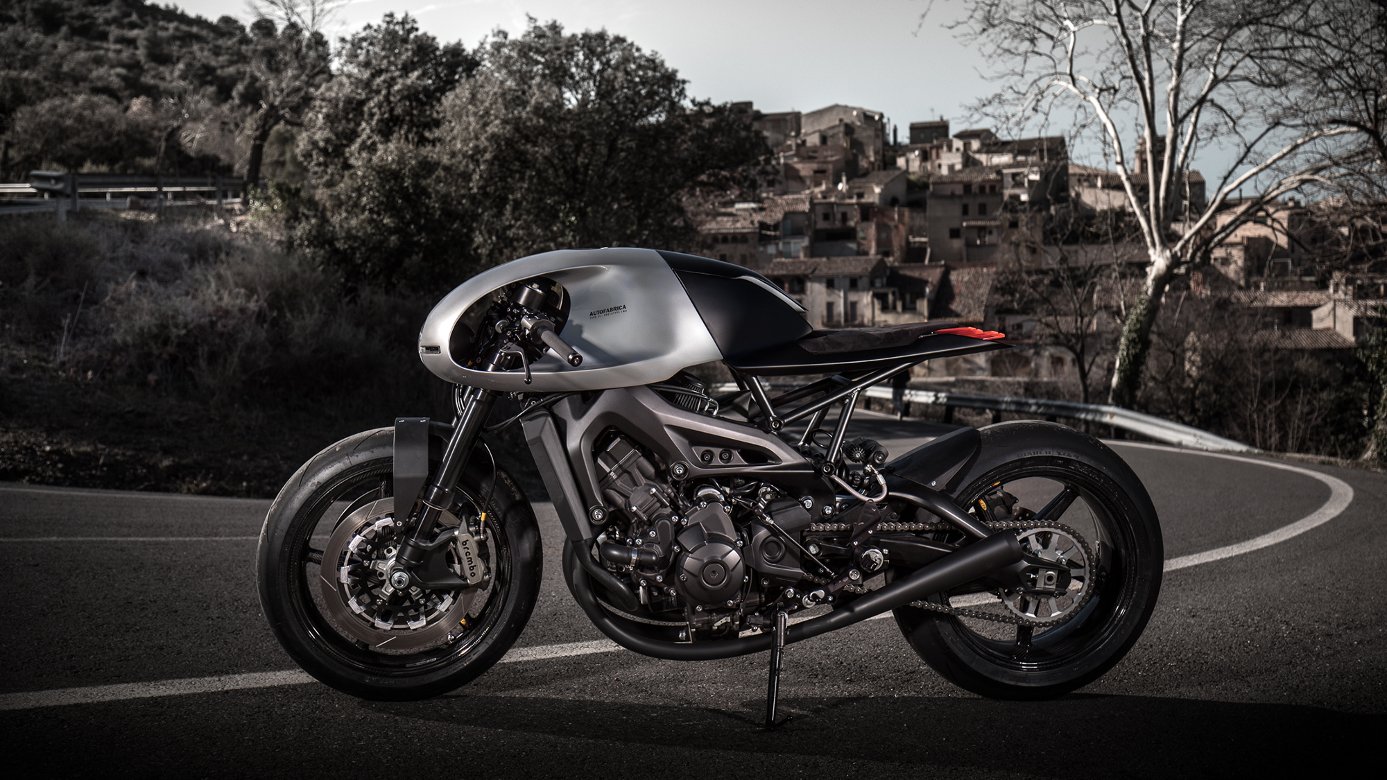 Xsr900 brembo hot sale