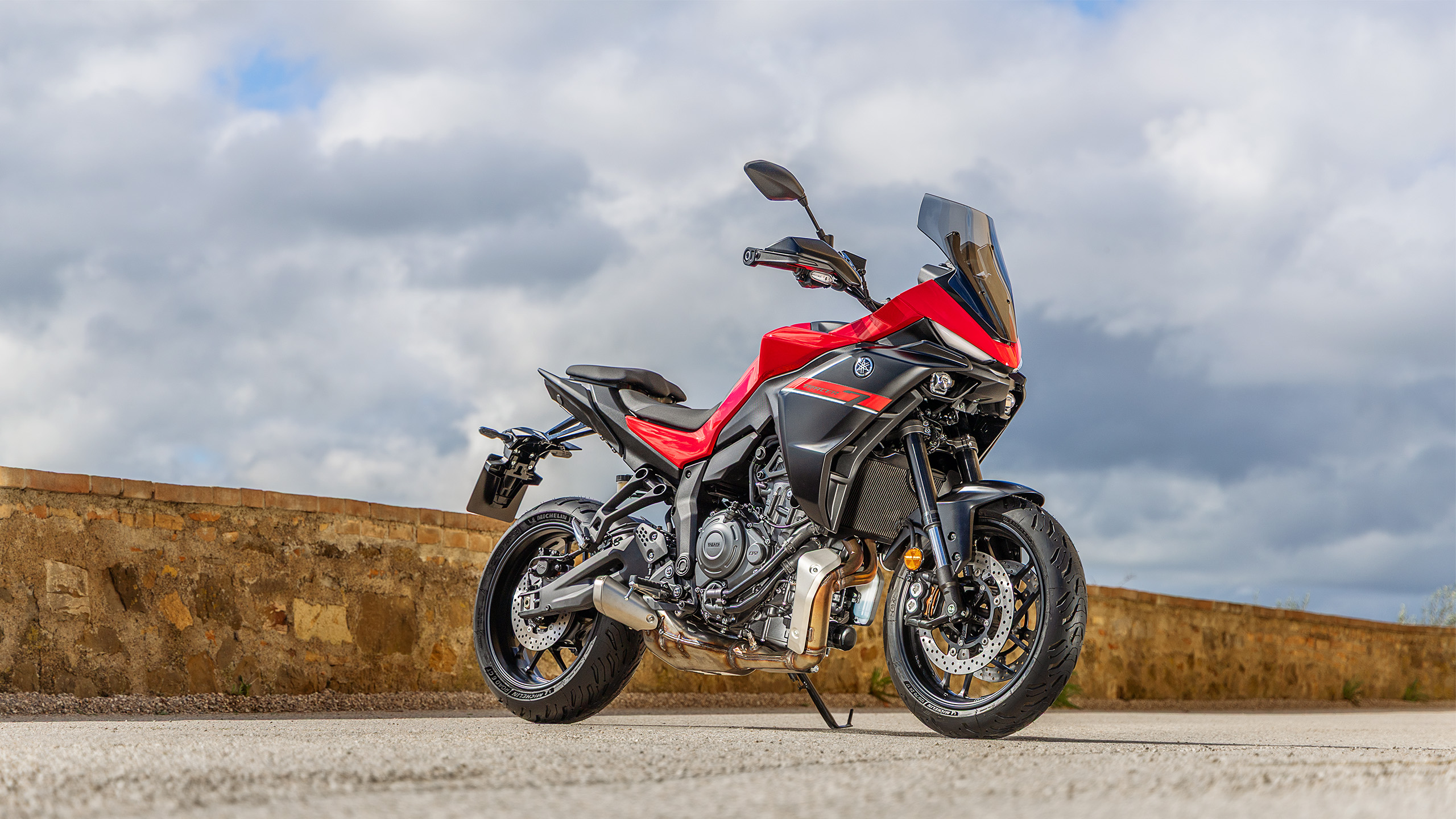 Yamaha TRACER 7