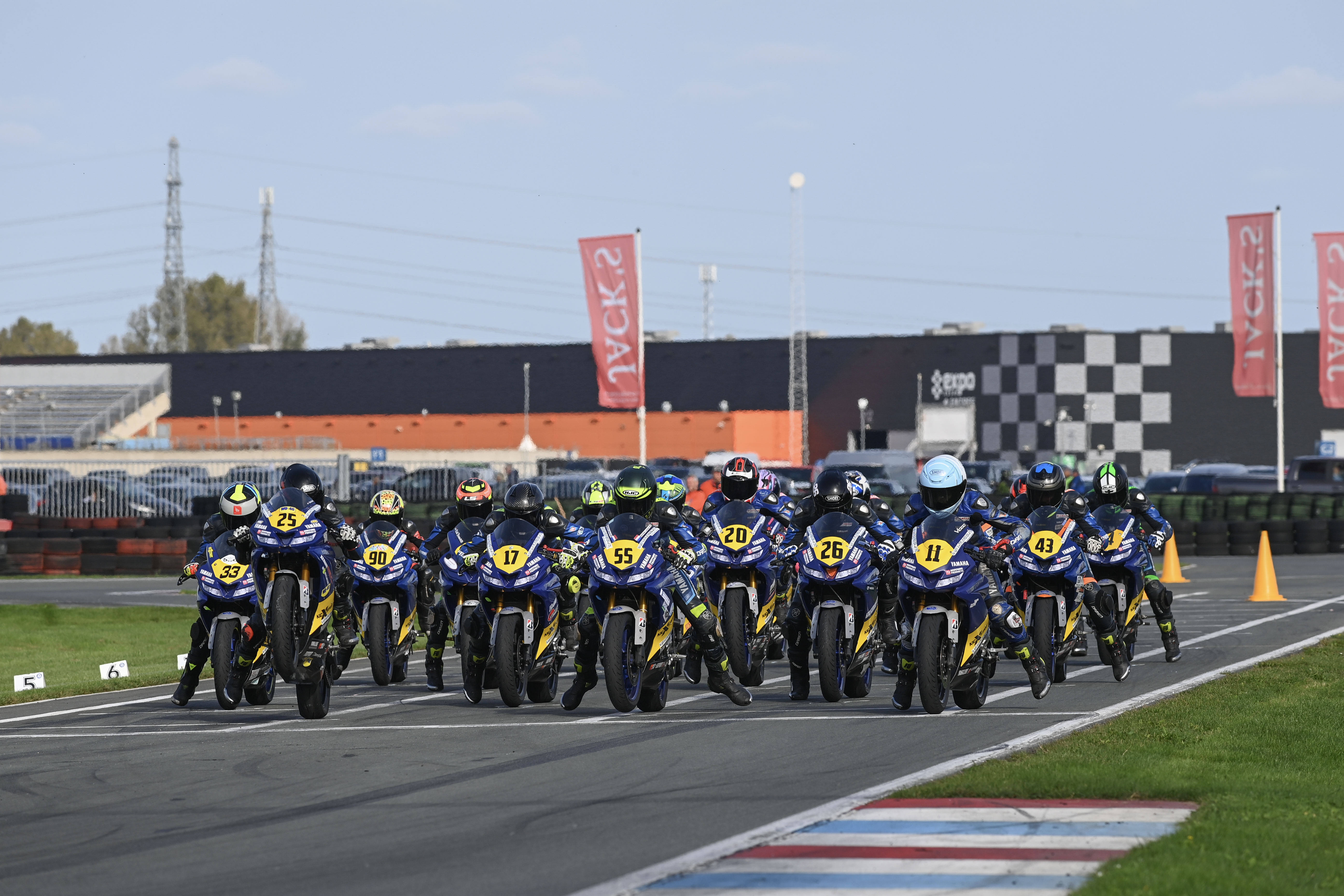 Motor Timo Timo Suos verzegelt kampioenschap in Assen - Yamaha Motor