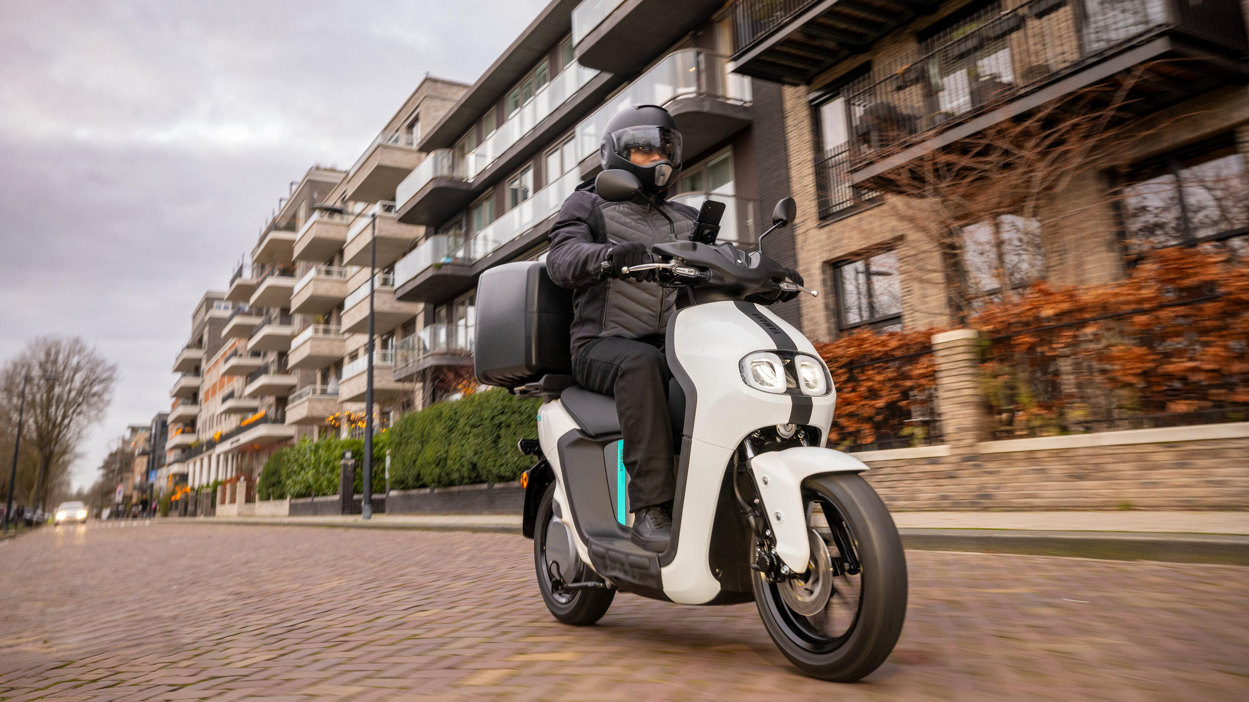 Discover Yamaha Electric Scooters in India - Innovation in Every Ride