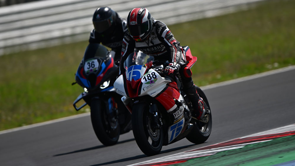R1 RACE | Supersport Motorrad | 1000ccm | 2025 | Yamaha Motor